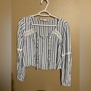 Junior Hollister Top Size small
